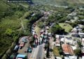 Cuarto día de bloqueos en la vía Buga–Buenaventura deja pérdidas millonarias y afecta abastecimiento
