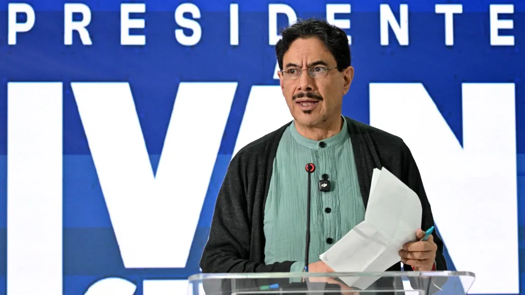 Iván Cepeda acepta resultados presidenciales y reconoce triunfo de Abelardo de la Espriella
