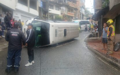 16 estudiantes resultaron afectados tras incidente de ruta escolar en La Buitrera