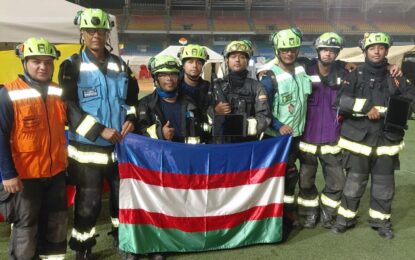 Bomberos de Cali regresaron tras misión de rescate en Venezuela