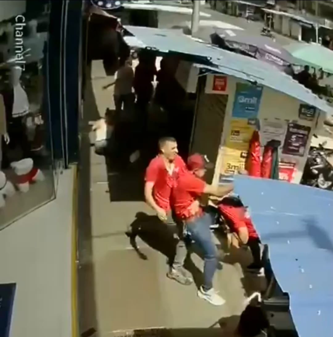 Rápida reacción policial evitó que presunto agresor escapara tras atacar a una mujer en el centro de Cali